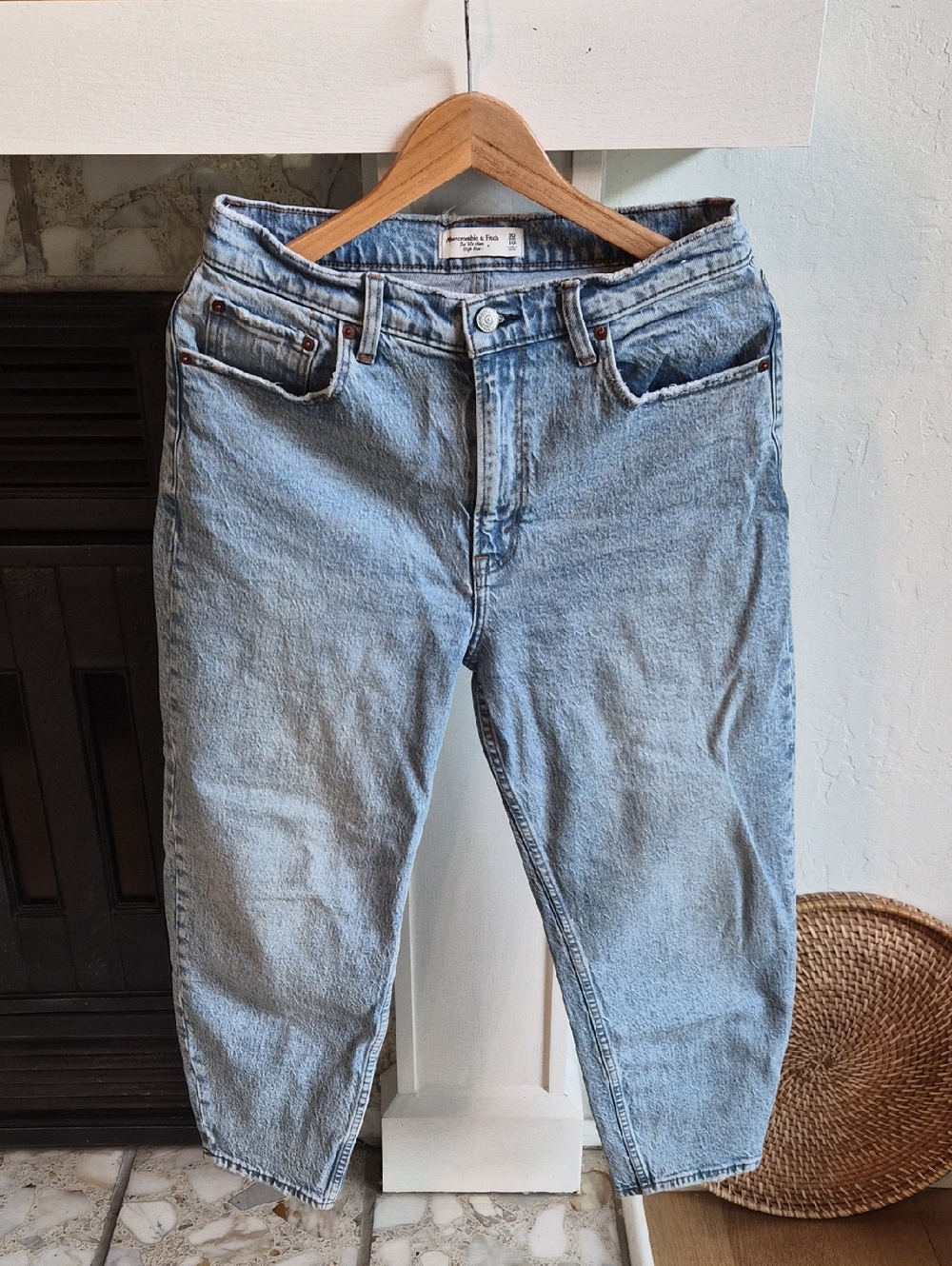 Abercrombie Light Wash Straight Leg Jeans, 30,10
